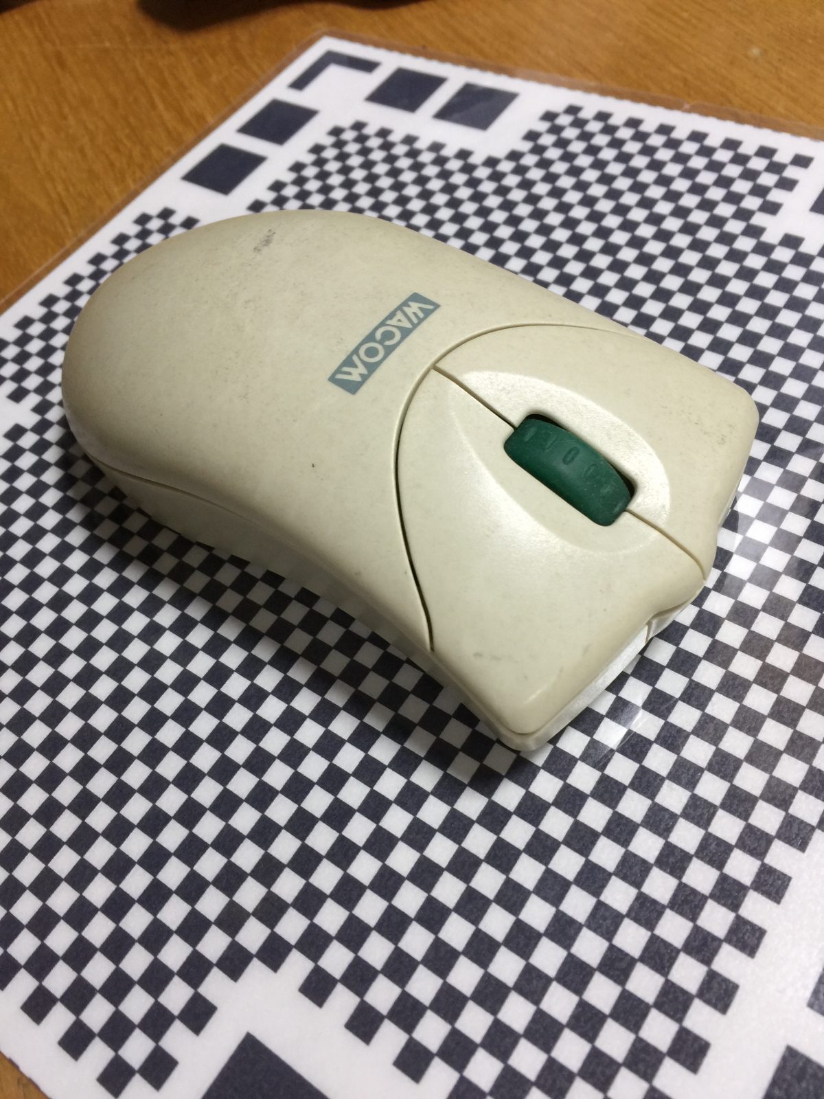 ワコム・ペンタブレットに付属のマウスを分解する – ID1384 [2019/08/19]