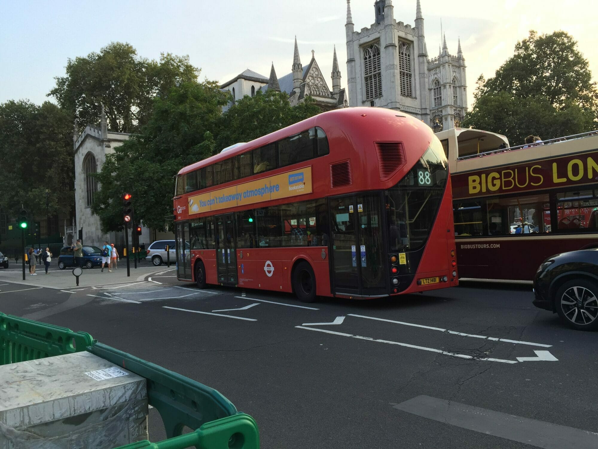 London bus red